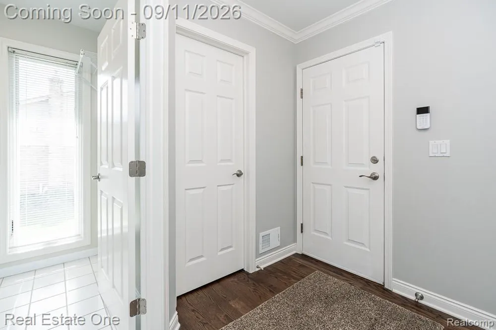 54734 Burlington Drive Shelby Charter Township, MI 48315
