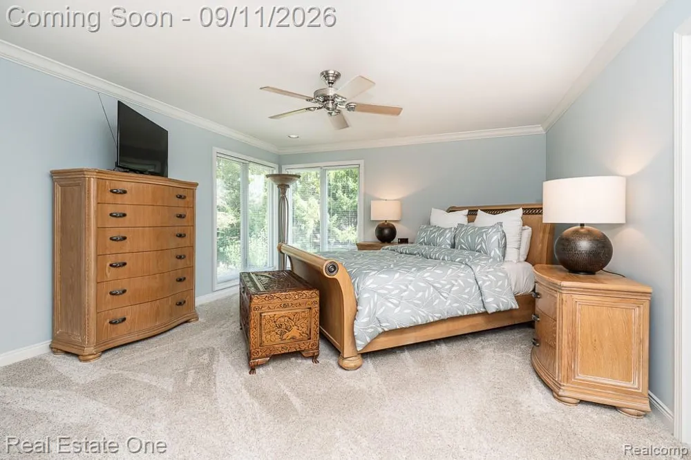 54734 Burlington Drive Shelby Charter Township, MI 48315
