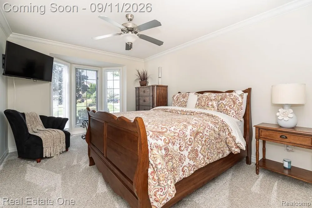 54734 Burlington Drive Shelby Charter Township, MI 48315