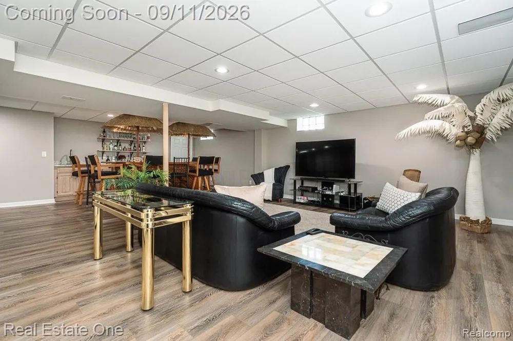 54734 Burlington Drive Shelby Charter Township, MI 48315