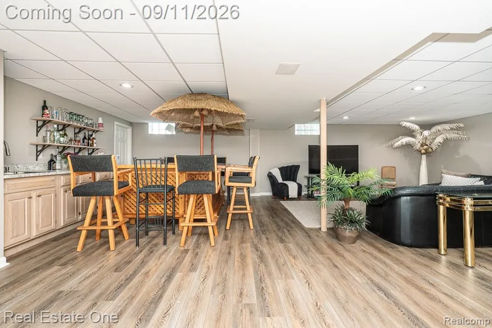 54734 Burlington Drive Shelby Charter Township, MI 48315
