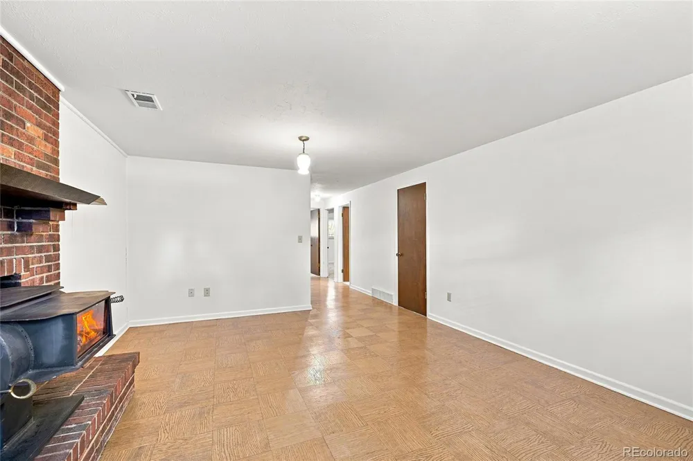 11865 E Louisiana Avenue Aurora, CO 80012