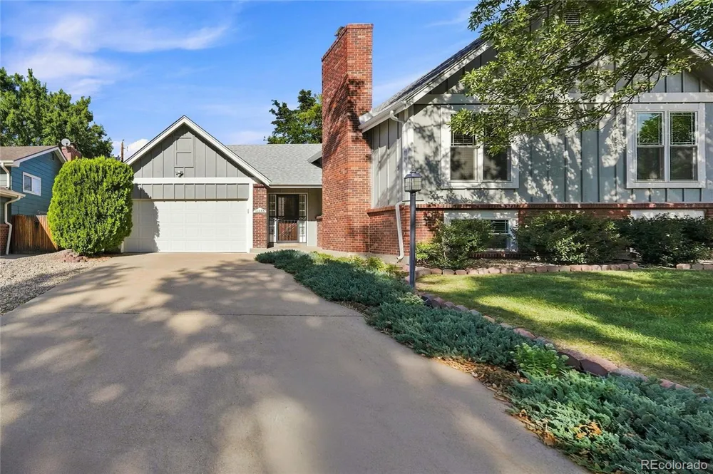 11865 E Louisiana Avenue Aurora, CO 80012