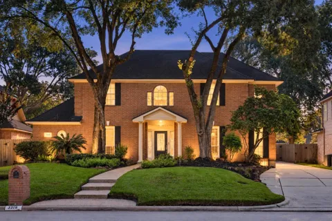3318 Clover Valley Drive