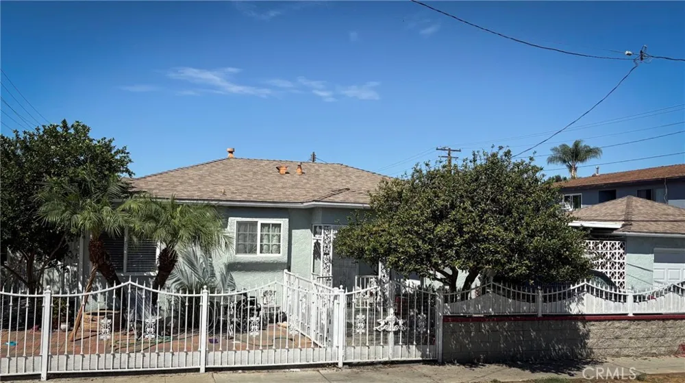 3929 E 56th Street Maywood, CA 90270