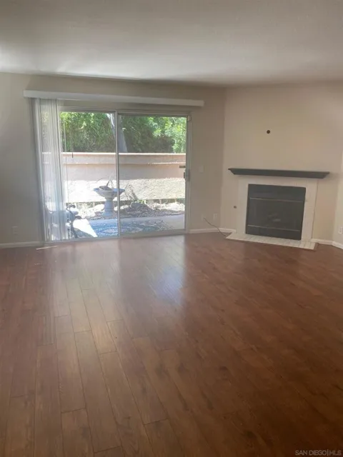 11353 Avenida De Los Lobos #E