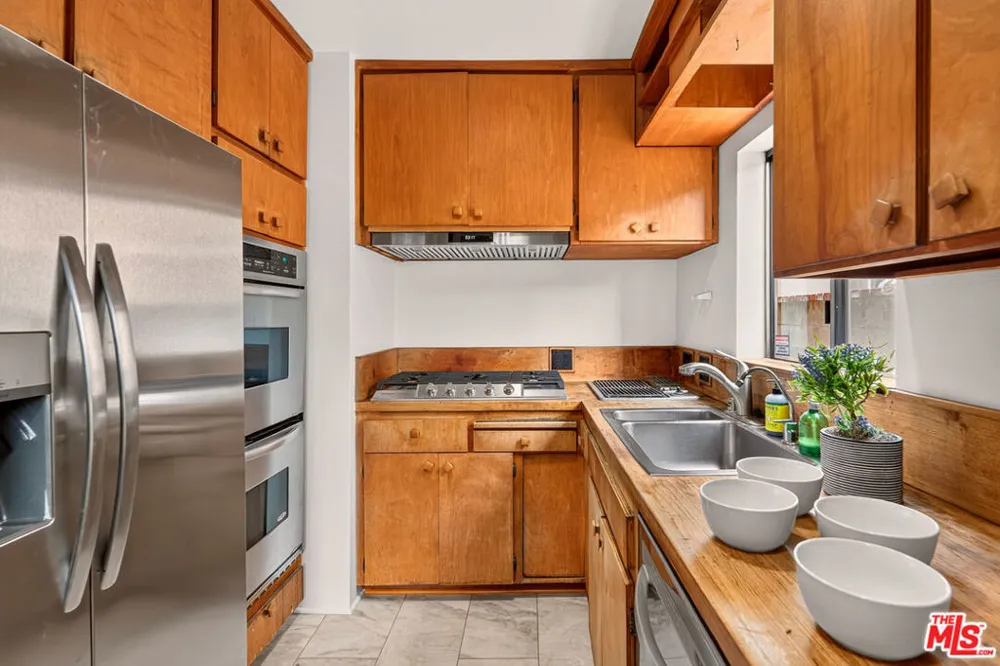 2106 Prosser Avenue Los Angeles, CA 90025