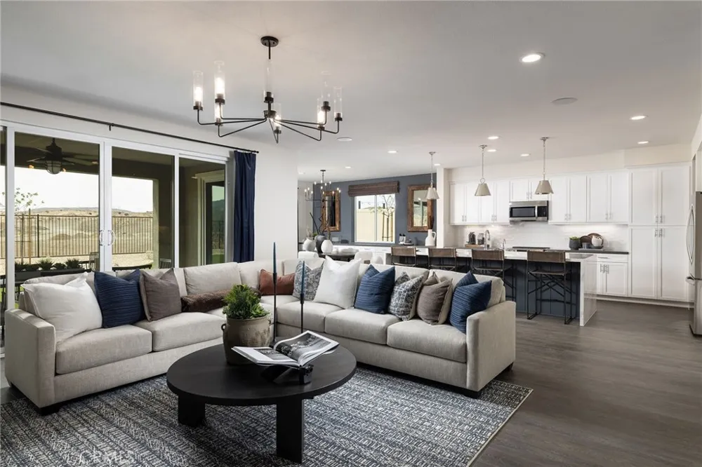 39301 Saddle Drive Palmdale, CA 93551