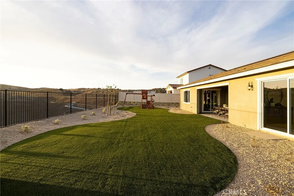 39301 Saddle Drive Palmdale, CA 93551