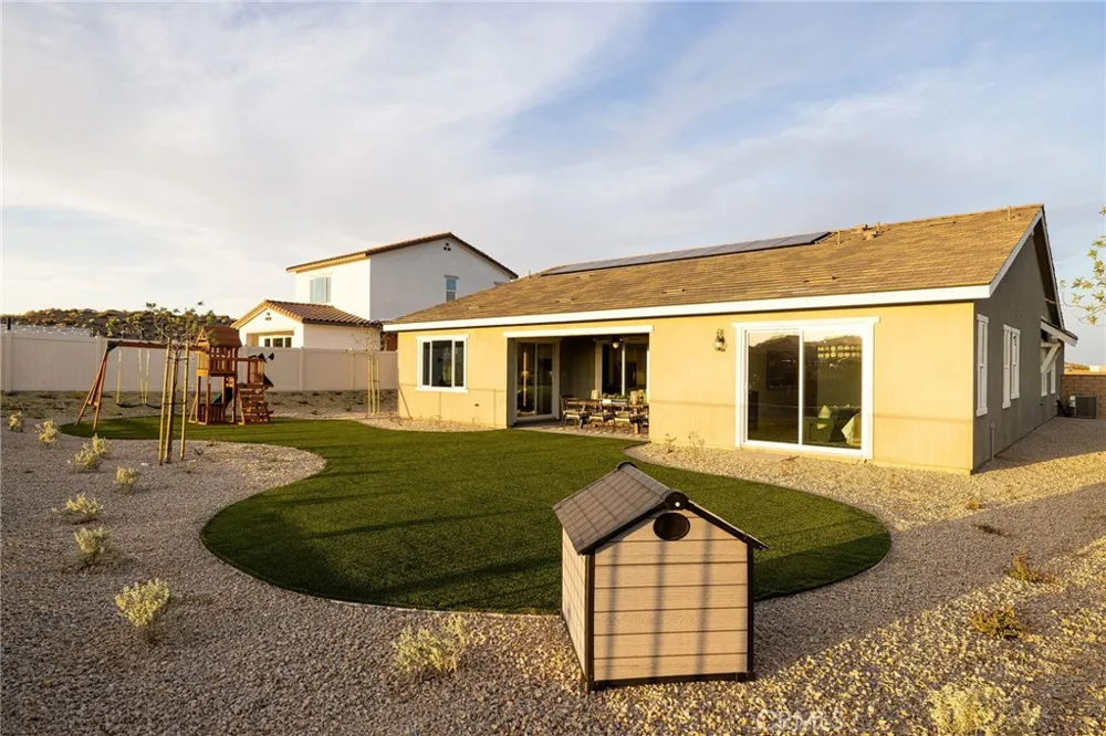 39301 Saddle Drive Palmdale, CA 93551