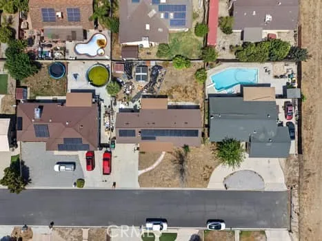 41420 Dixon Hemet, CA 92544