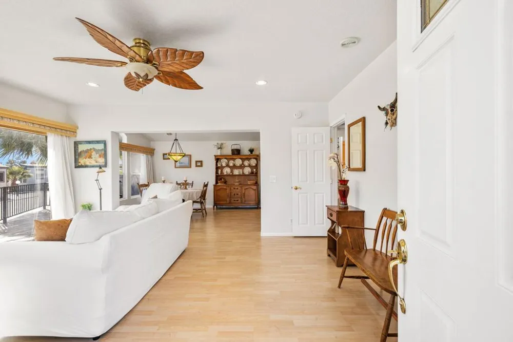 74711 Dillon Road ##6 Desert Hot Springs, CA 92241
