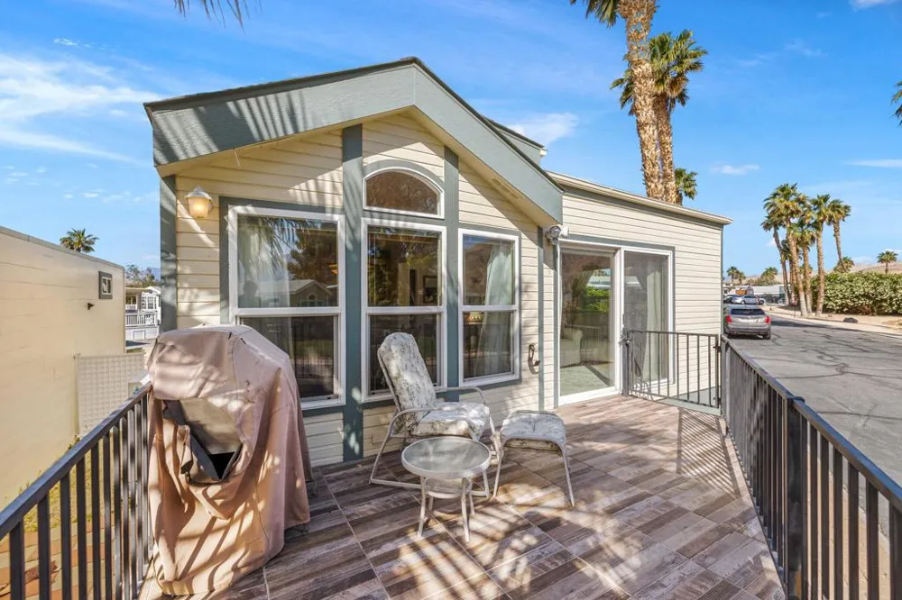 74711 Dillon Road ##6 Desert Hot Springs, CA 92241