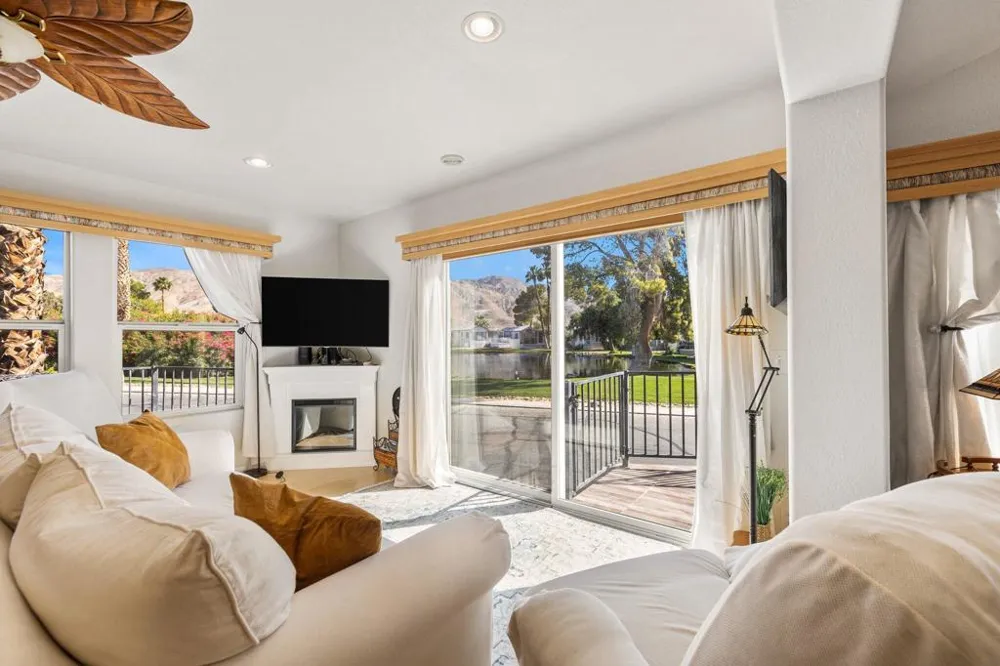 74711 Dillon Road ##6 Desert Hot Springs, CA 92241