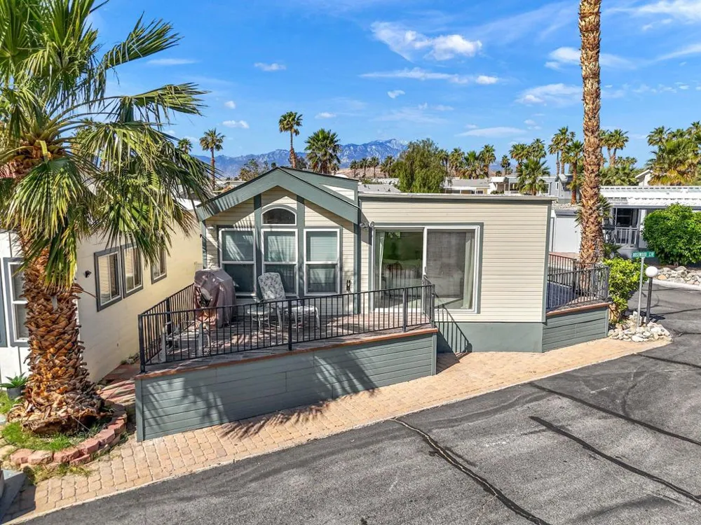 74711 Dillon Road ##6 Desert Hot Springs, CA 92241