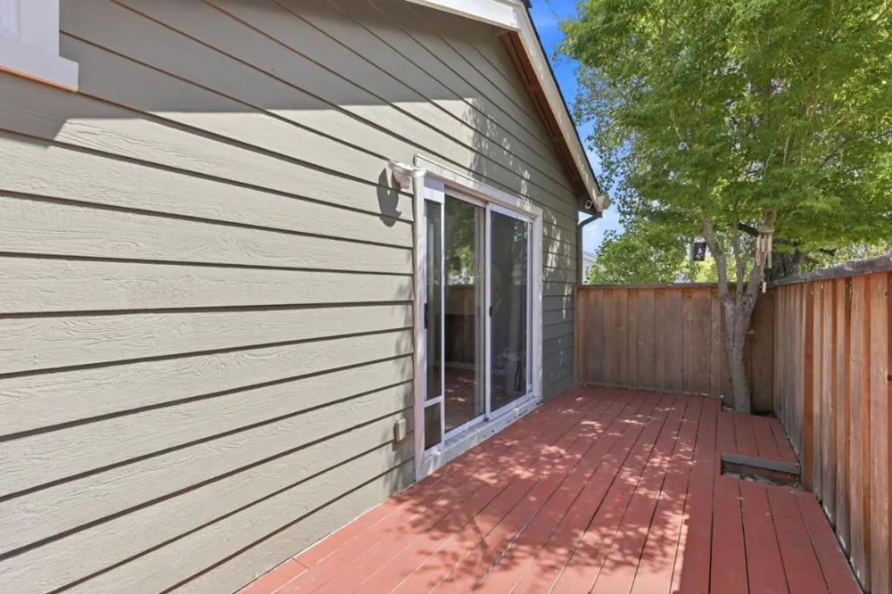 921 Clinton Place Pleasanton, CA 94566