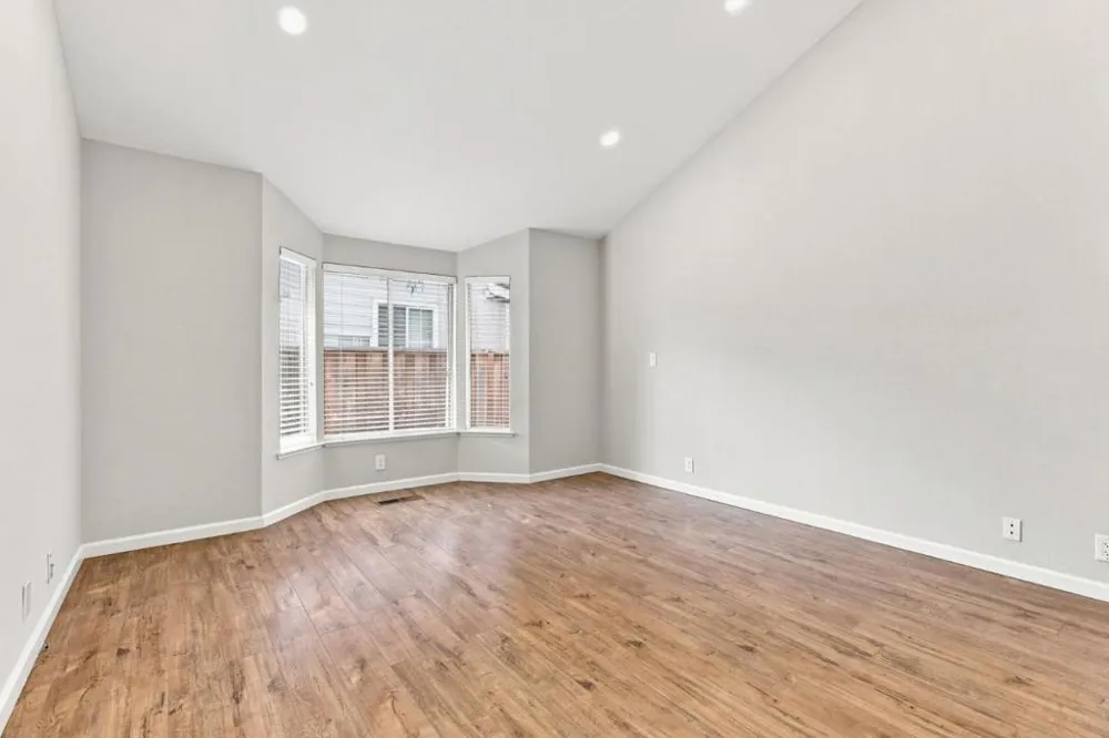 921 Clinton Place Pleasanton, CA 94566