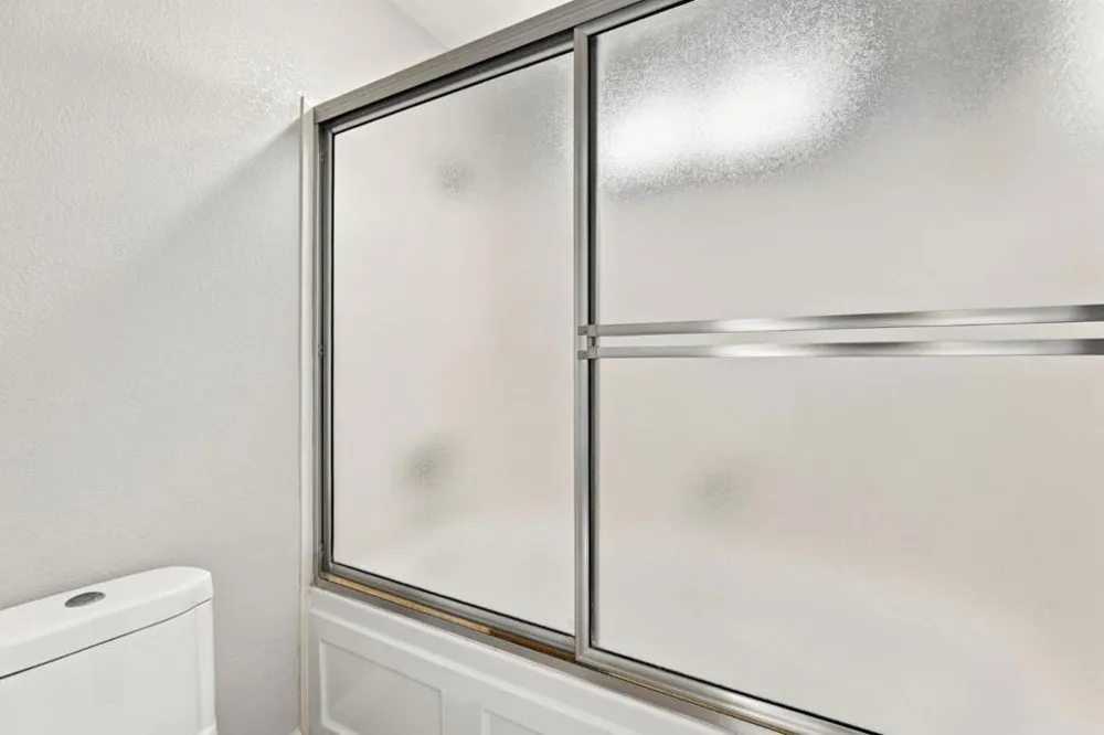 921 Clinton Place Pleasanton, CA 94566