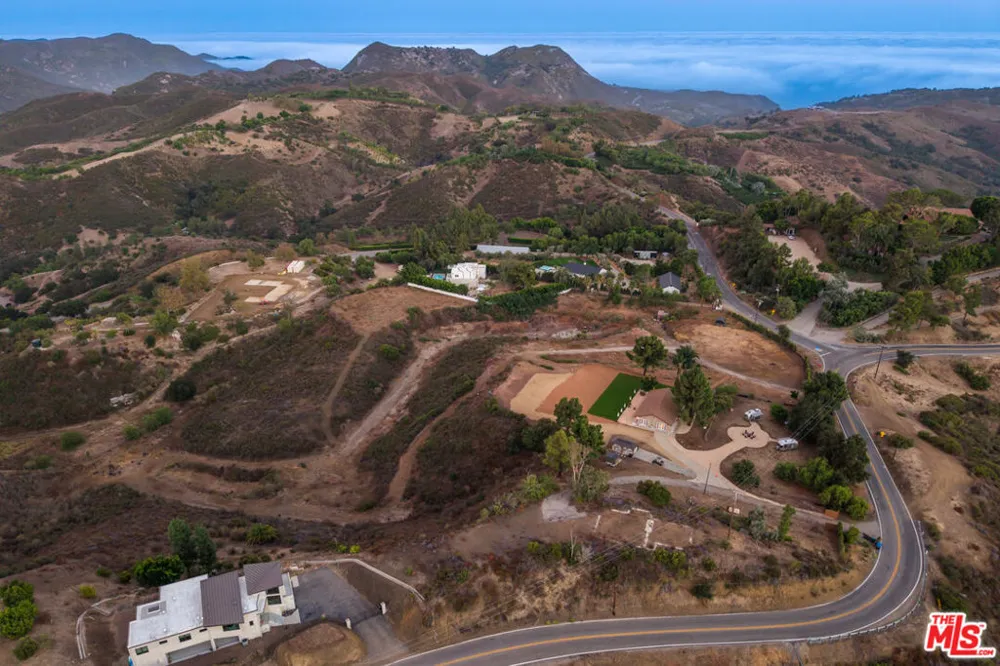 1636 Decker Road Malibu, CA 90265