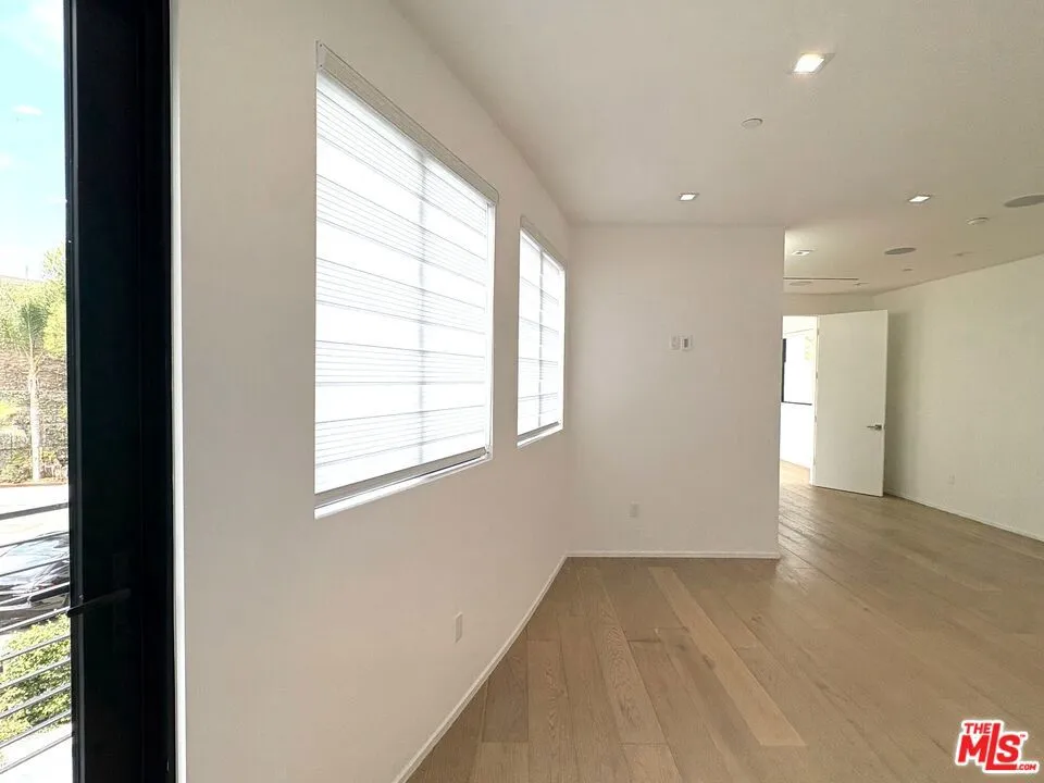 4338 Huntley Avenue Culver City, CA 90230