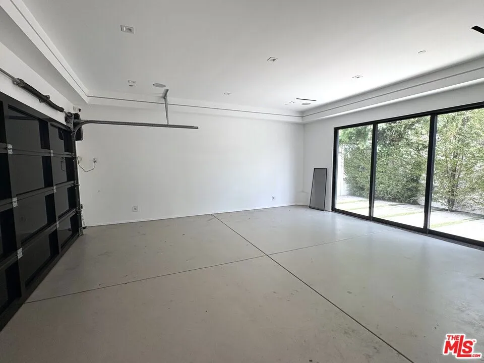 4338 Huntley Avenue Culver City, CA 90230