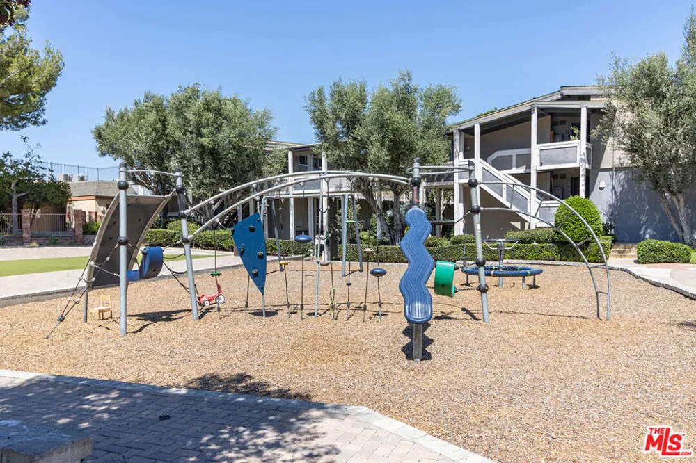 6355 Green Valley Circle #203 Culver City, CA 90230