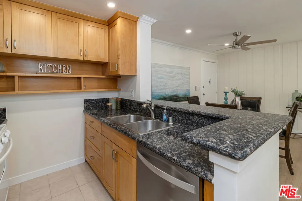 6355 Green Valley Circle #203 Culver City, CA 90230