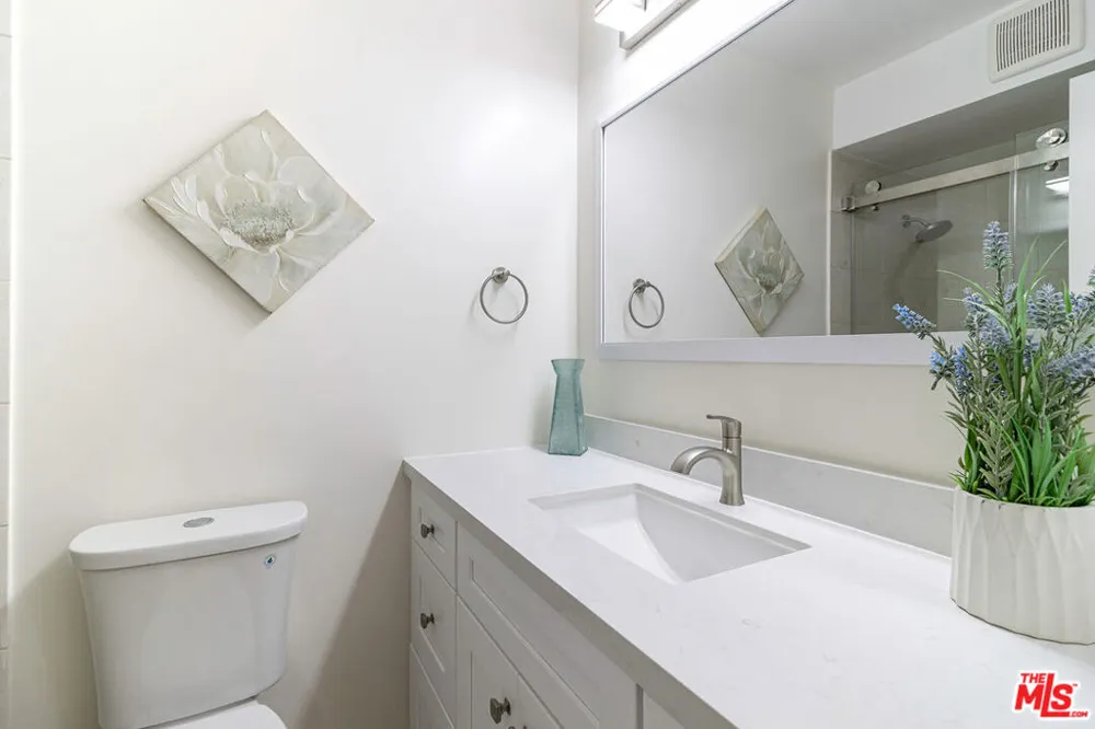 6355 Green Valley Circle #203 Culver City, CA 90230