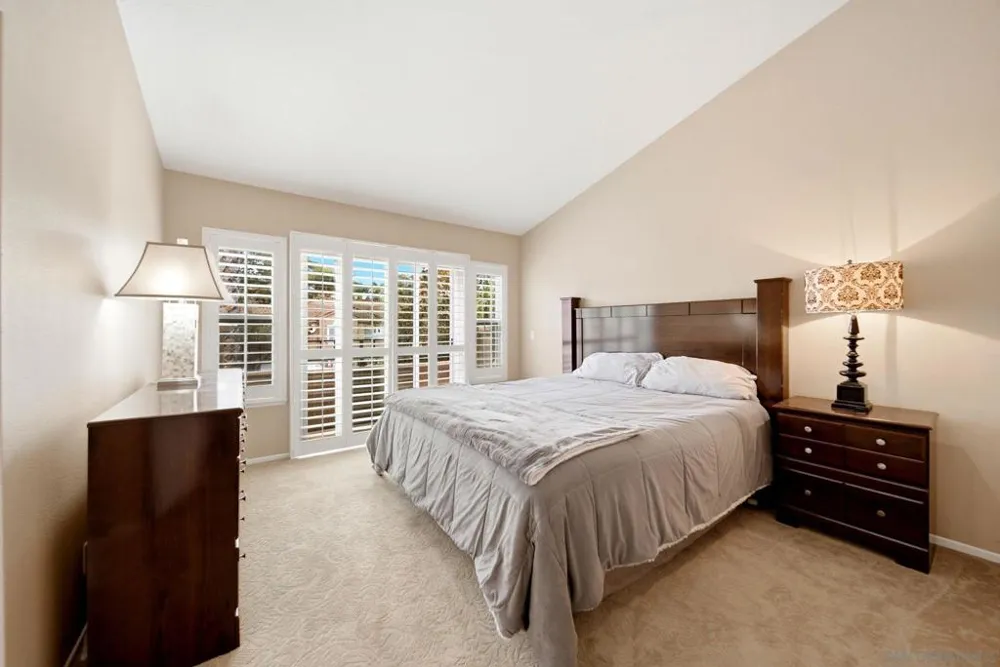11210 Portobelo Dr San Diego, CA 92124