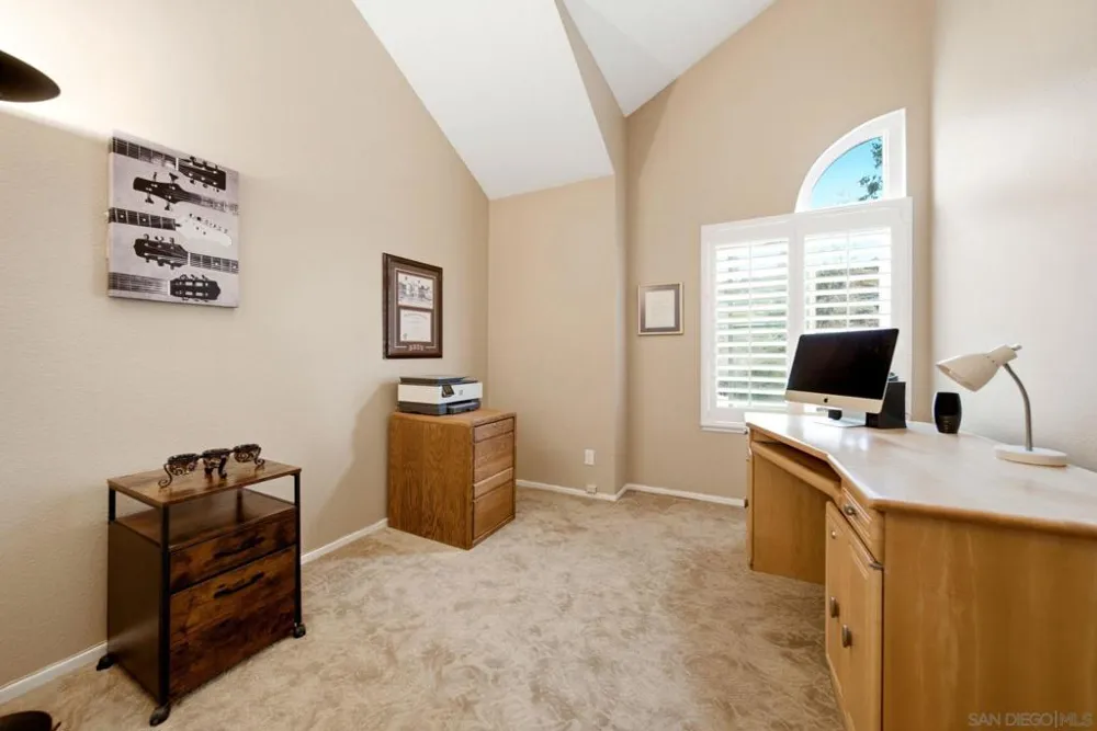 11210 Portobelo Dr San Diego, CA 92124