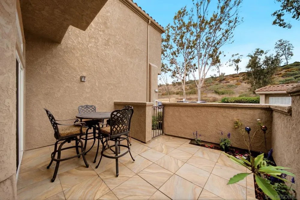 11210 Portobelo Dr San Diego, CA 92124