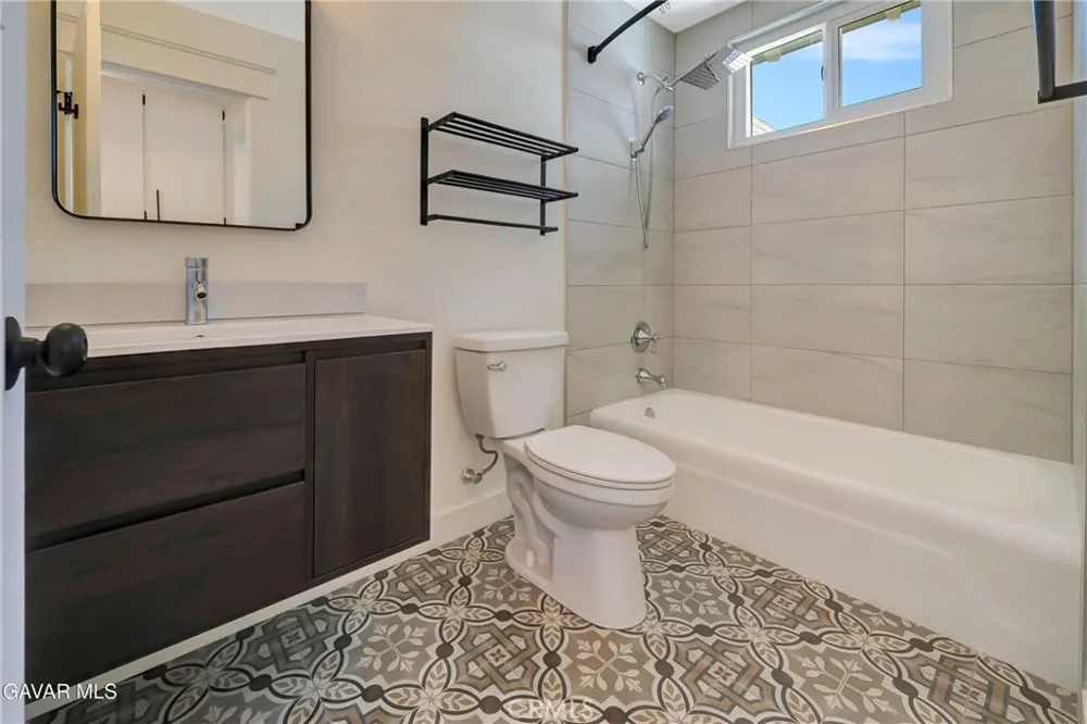 41623 55th St. West W Lancaster, CA 93536