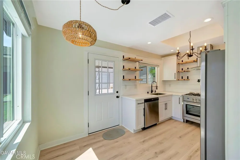 41623 55th St. West W Lancaster, CA 93536