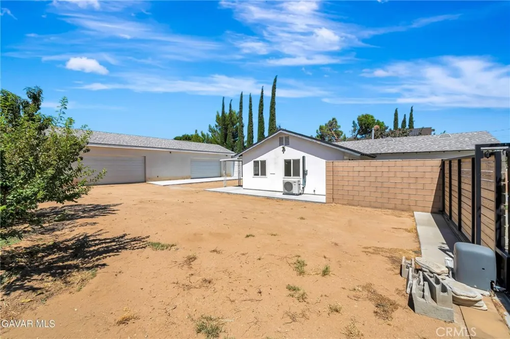 41623 55th St. West W Lancaster, CA 93536