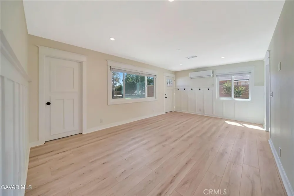 41623 55th St. West W Lancaster, CA 93536