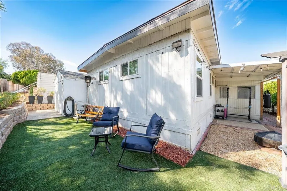 1575 W Valley Pkwy #2 Escondido, CA 92029
