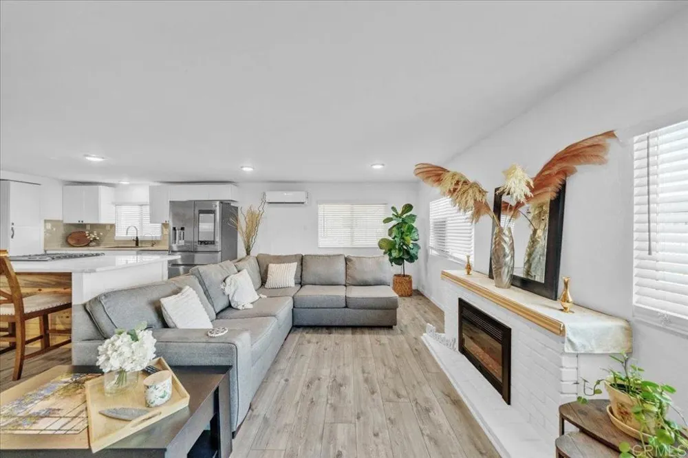 1575 W Valley Pkwy #2 Escondido, CA 92029