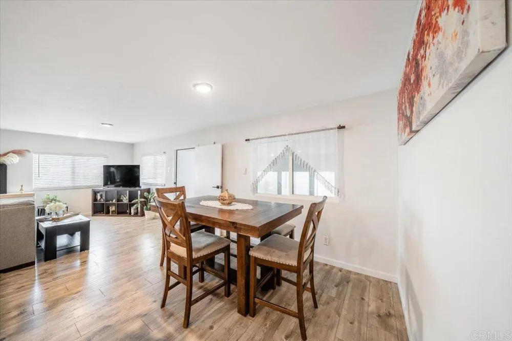 1575 W Valley Pkwy #2 Escondido, CA 92029