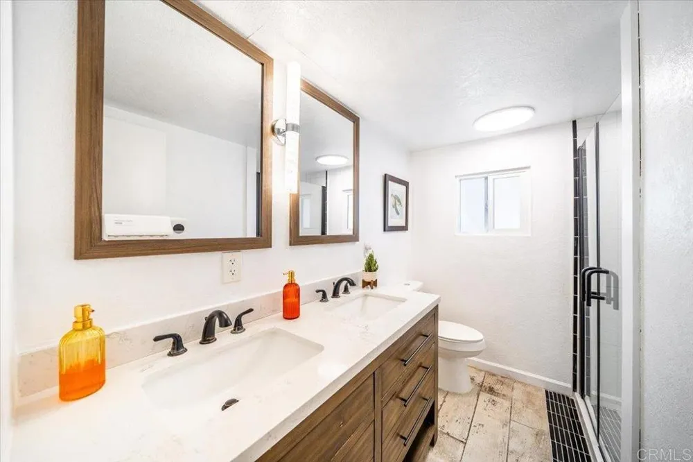 1575 W Valley Pkwy #2 Escondido, CA 92029
