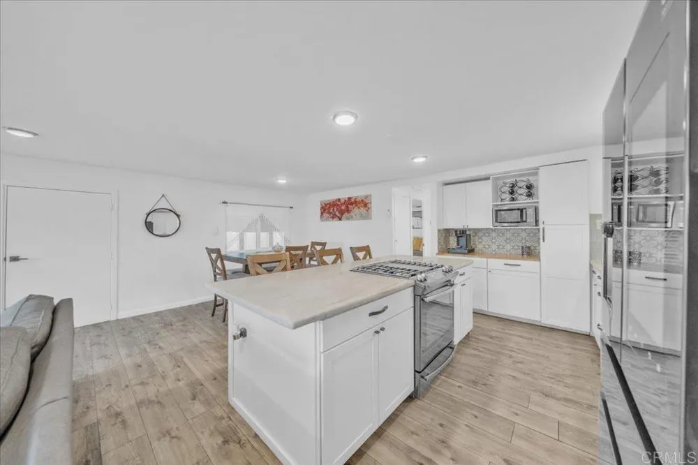 1575 W Valley Pkwy #2 Escondido, CA 92029