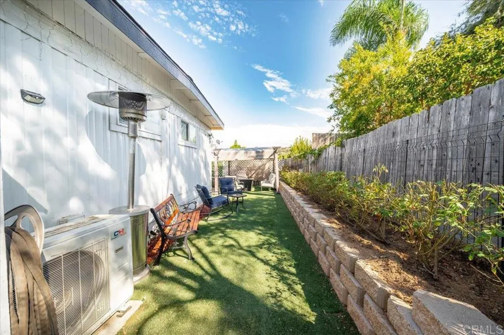 1575 W Valley Pkwy #2 Escondido, CA 92029