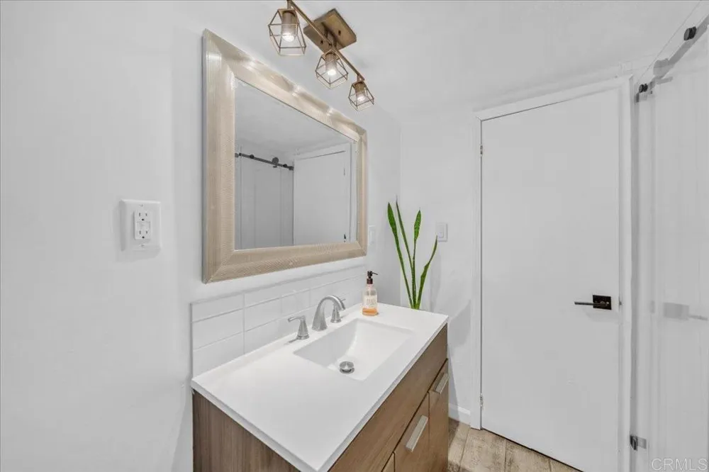 1575 W Valley Pkwy #2 Escondido, CA 92029