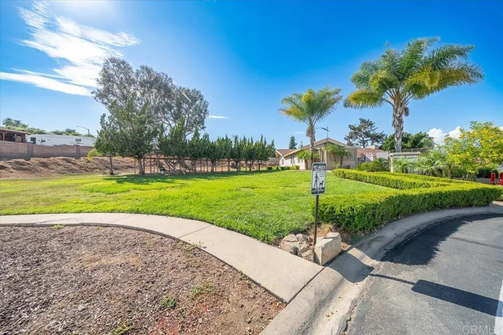 1575 W Valley Pkwy #2 Escondido, CA 92029
