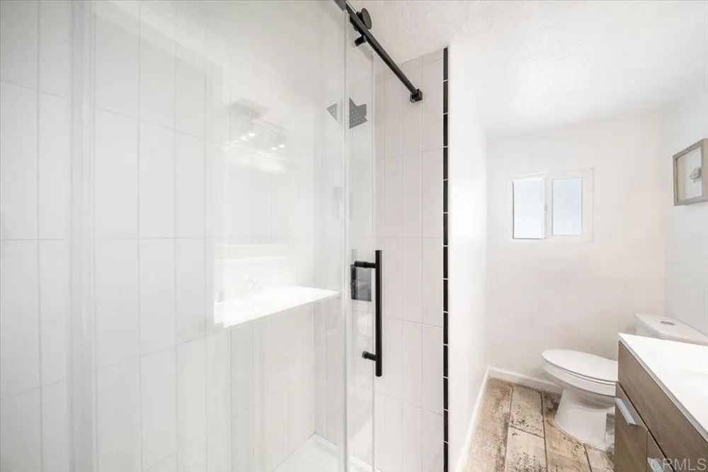 1575 W Valley Pkwy #2 Escondido, CA 92029