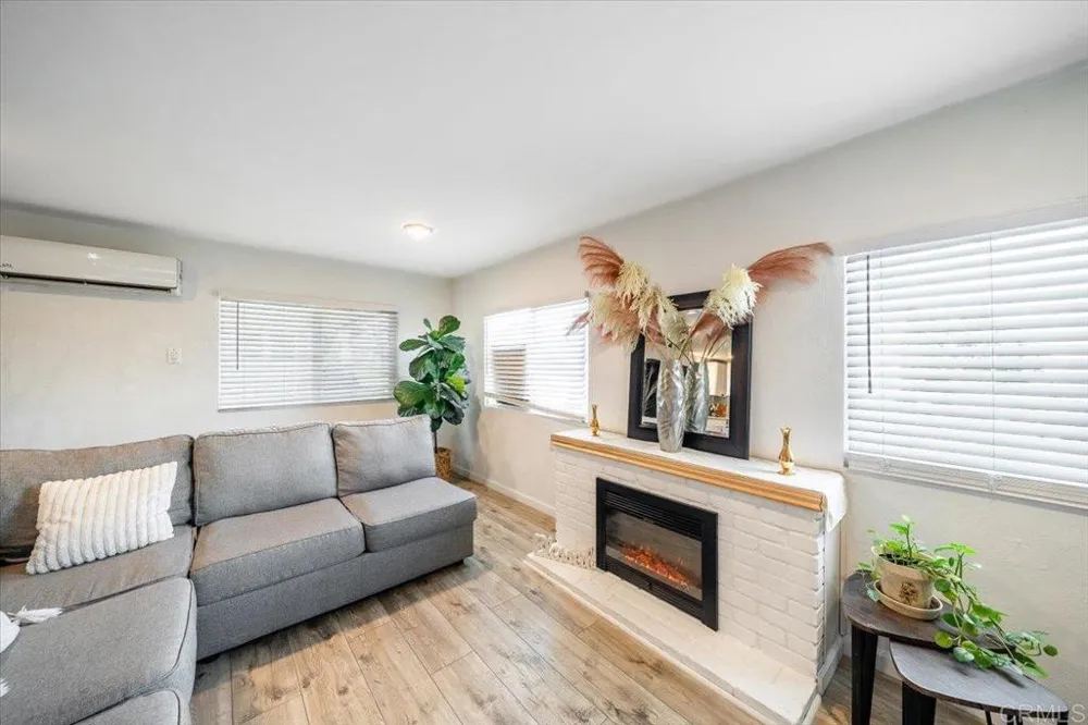 1575 W Valley Pkwy #2 Escondido, CA 92029