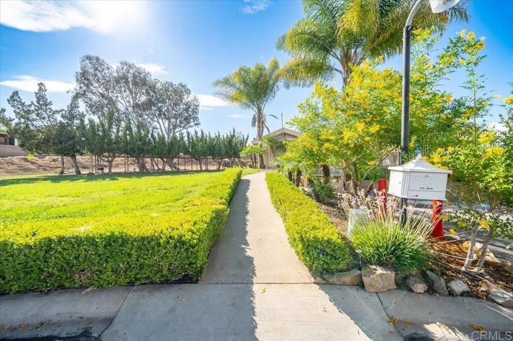 1575 W Valley Pkwy #2 Escondido, CA 92029