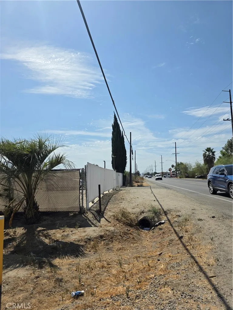 21321 Cajalco Road Perris, CA 92570