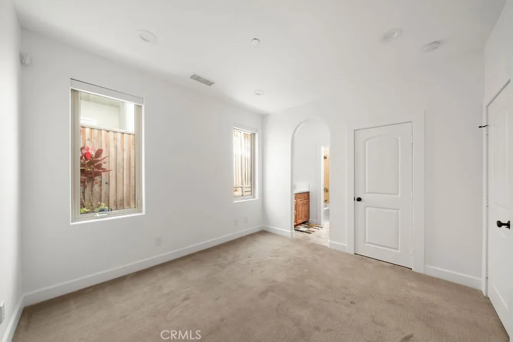 205 W Avenida Valencia San Clemente, CA 92672