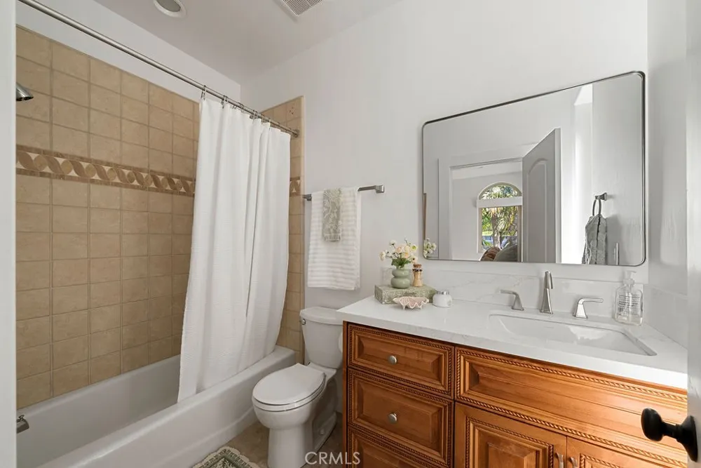 205 W Avenida Valencia San Clemente, CA 92672
