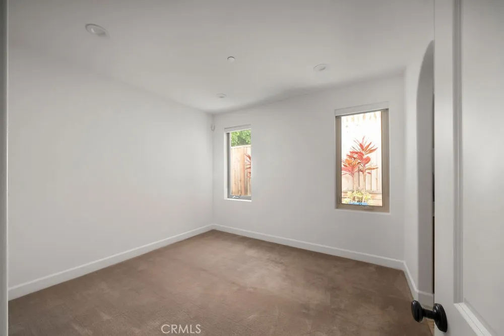 205 W Avenida Valencia San Clemente, CA 92672